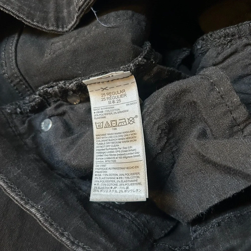 GAP Denim Black Jeans Womens Size 25 Regular‎ Slimming Stretch Casual Pants